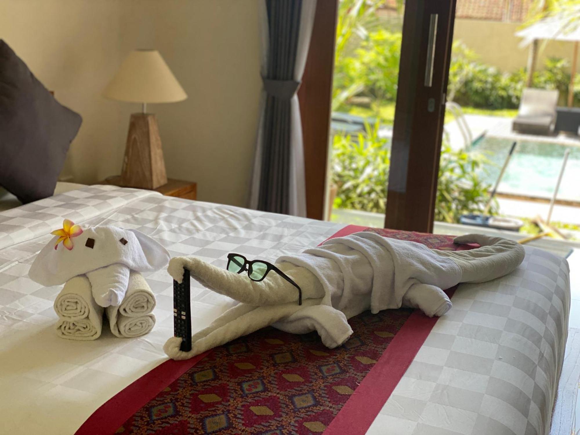 Londo House Otel Ubud Oda fotoğraf
